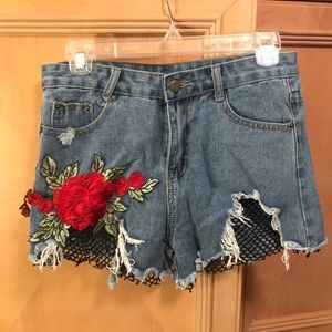 Rose Embroidery Fishnet Distressed Shorts